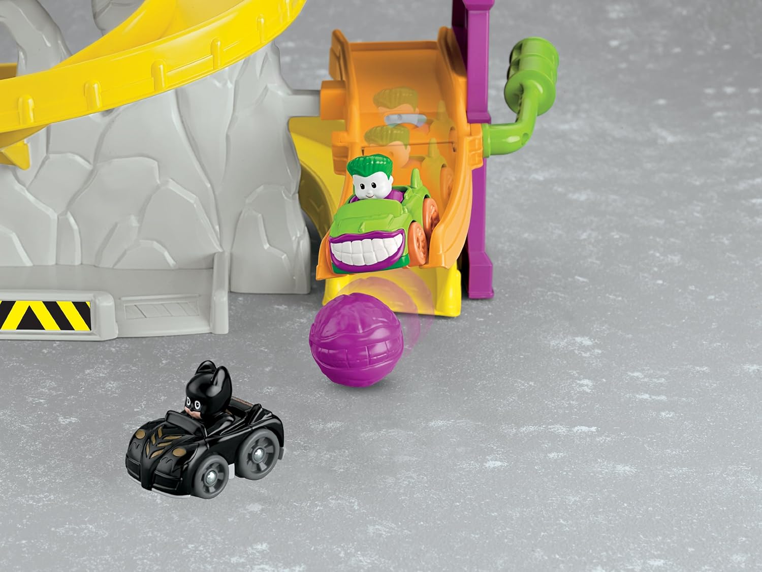 little people race and chase