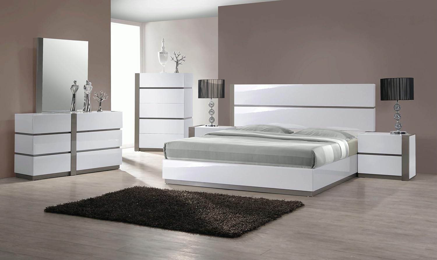 Amazon Com Milan Valencia Queen 4pc Lt Valencia Bedroom