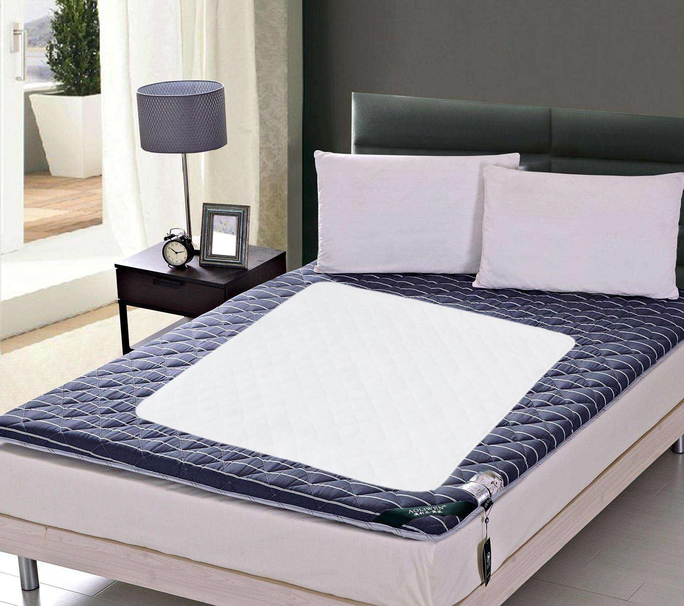 Waterproof Reusable Incontinence Bed Pads Washable Incontinence Underpads 8 Cups Absorbency，Non-Slip Mattress Protector for Adults, Kids and Pets(34”x 36” inch 2 Pack): Health & Personal Care