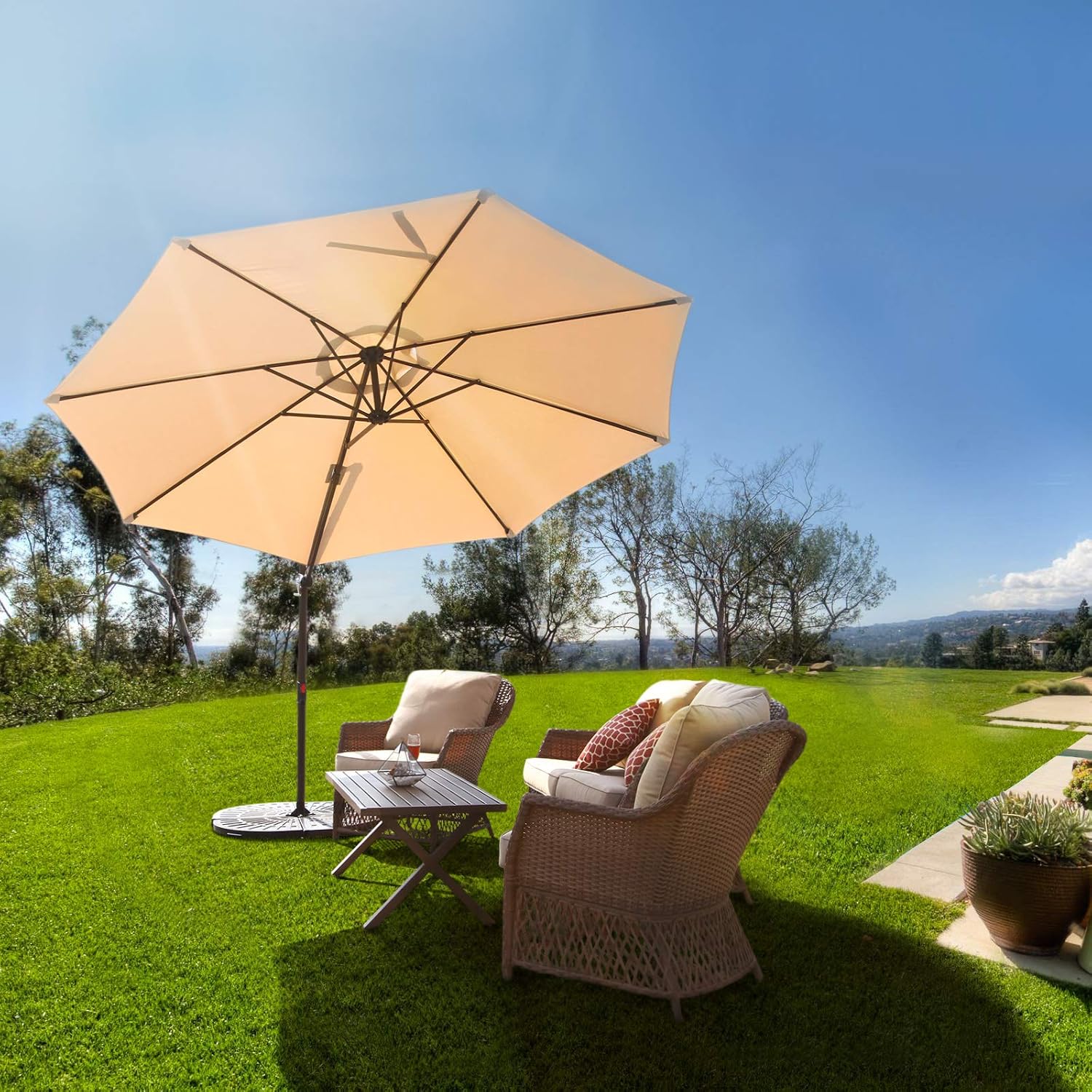 Amazon Com Grand Patio 10 Ft Aluminum Offset Umbrella Uv Protected Patio Cantilever Umbrella With Tilt And 360 Rotation Champagne Garden Outdoor