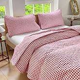 NSNLGSGC Red Gingham Queen Quilt Set, Soft Pre-Washed Microfiber Red Plaid Queen Bedspread, Lightweight Checked Summer Quilt, Grid Bedding Coverlets for All Seasons (Includes 1 Quilt, 2 Pillow Shams)
