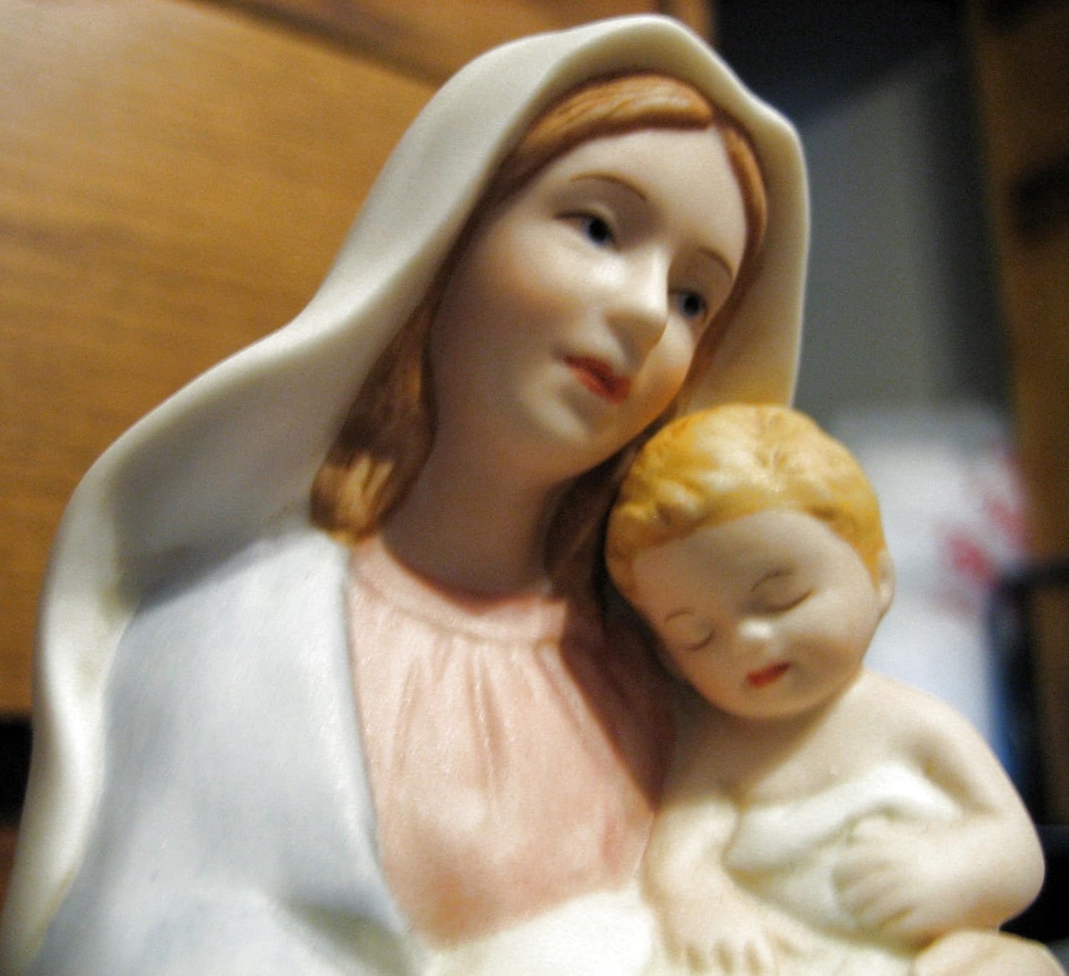 Amazon Com Madonna And Child Home Interior Gifts Item 1470 Home Kitchen