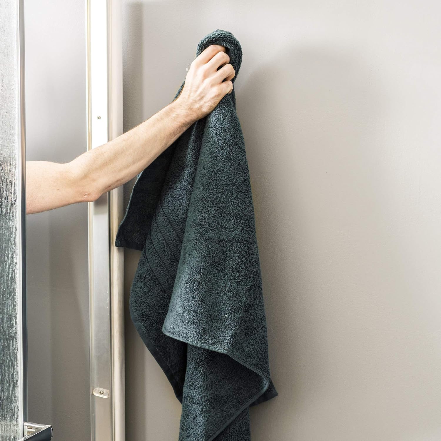 JS Jackson Supplies 4 Piece Soft Square Bathroom Hardware Kit - Includes 18" Towel Bar, Toilet Paper Holder, and Robe Hooks, Wall Mounted Stainless Steel Bathware Accessory Set, Black Finish: Home & Kitchen