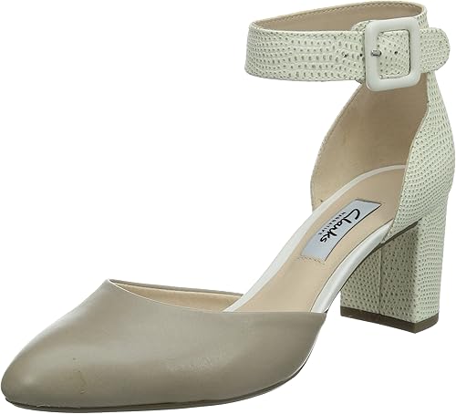 clarks blissful charm