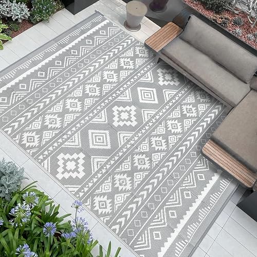 Famibay Outdoor Rug Large 180x270cm Garden Rugs Outdoor Waterproof Plastic Straw Mat Reverible Garden Carpet Mat Lightweight Portable Picnic Blanket for Camping RV Deck Beach Balcony BBQ
