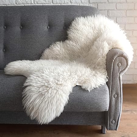 Amazinggirl Tapis Fourrure Blanc Naturel Tapis Peau De Mouton Descente De Lit Fourrure Pour Poussette Bebe Fourrure Decorative Amazon Fr Cuisine Maison