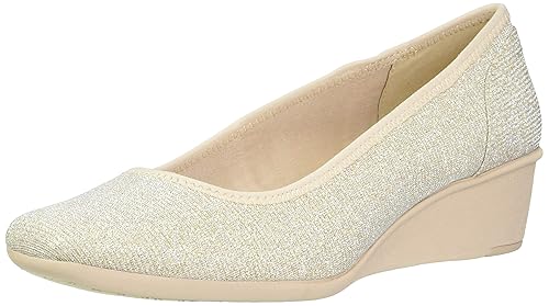 Anne Klein Sport Women's Wisher Fabric Wedge Pump, LT Gold, 5.5