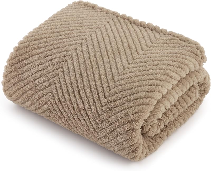 Bedsure Small Dog Blanket 80x60cm Fluffy Fleece Sofa Pet Throw Brown