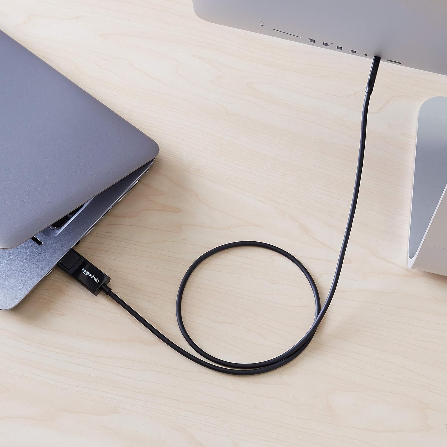 Amazon Basics Bi-Directional USB-C to DisplayPort Cable, 0.9 m, Black - Image 5