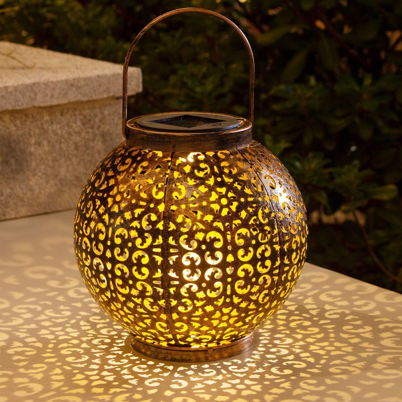 Solar Lanterns Outdoor, Hanging Lantern Garden Solar Lights Waterproof