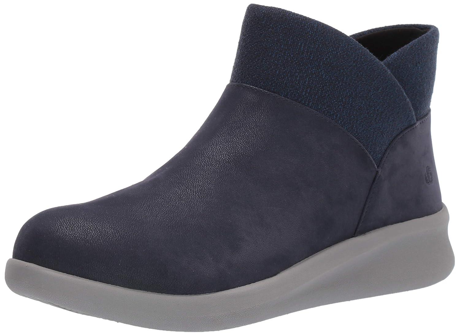 clarks women's sillian 2.0 dusk ankle boot