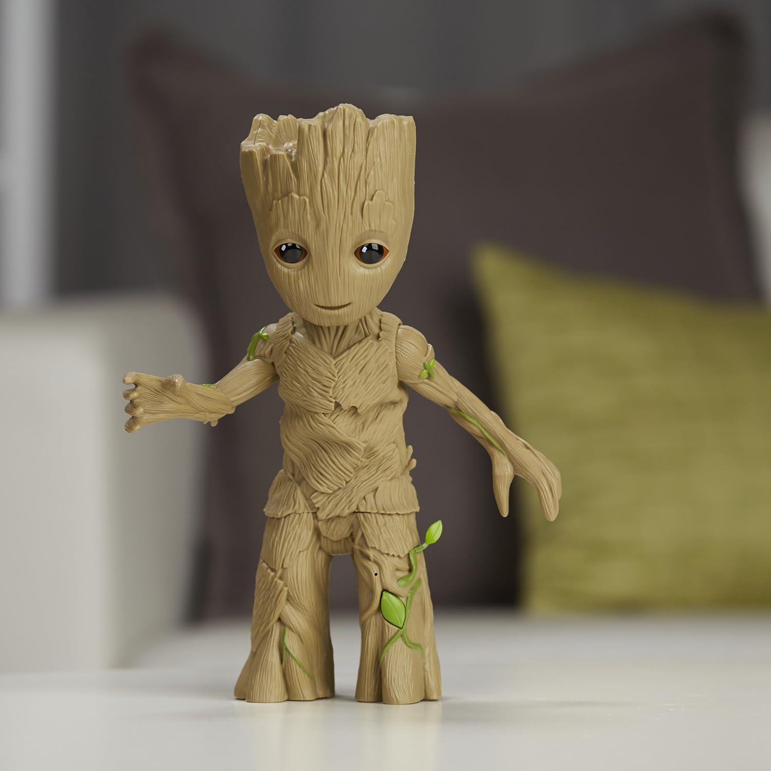 groot bailando juguete