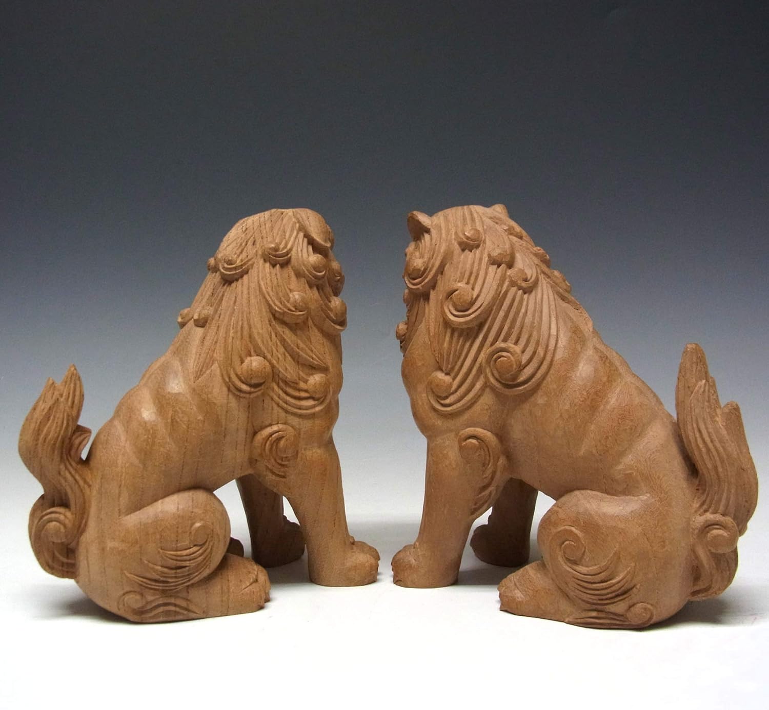 Amazon 国産欅 木彫り 狛犬 置物 16cm 置物 オブジェ オンライン通販