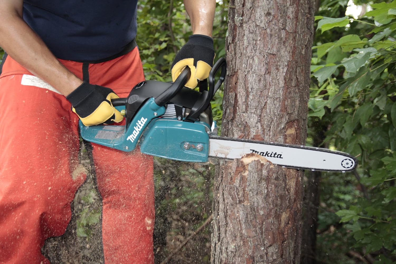 Amazon.com : Makita EA4300F40B 16" 42 cc Chain Saw : Power Chain Saws :  Garden & Outdoor