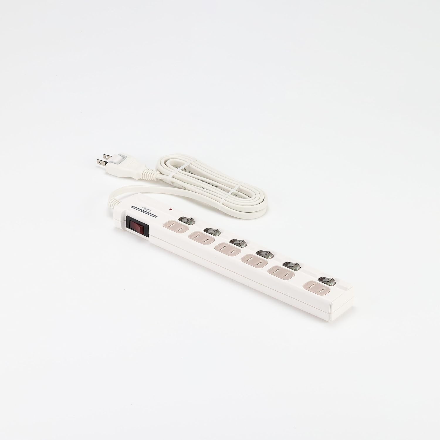 Amazon Co Jp オーム電機 雷ガード ブレーカー Led個別スイッチ付き 節電タップ 6個口 2 5m Hs T1956w パソコン 周辺機器