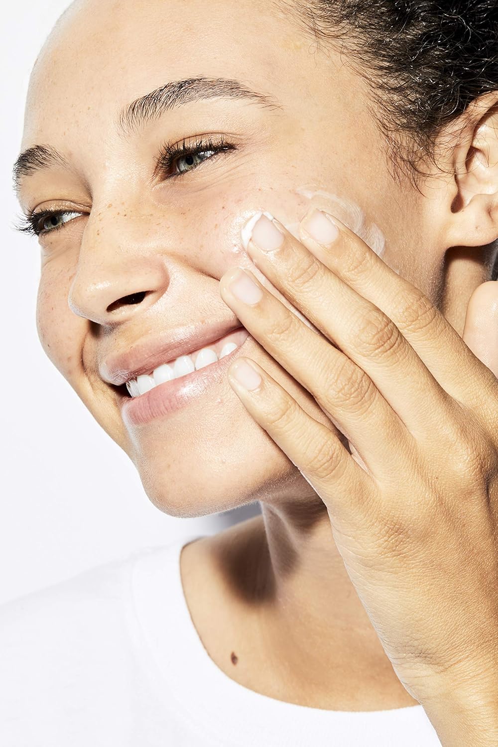 Honest Beauty Hydrogel Cream with Two Types of Hyaluronic Acid & Squalane | Oil-Free, Synthetic Fragrance Free, Dermatologist Tested, Cruelty Free | 1.7 Fl. Oz.: Health & Personal Care