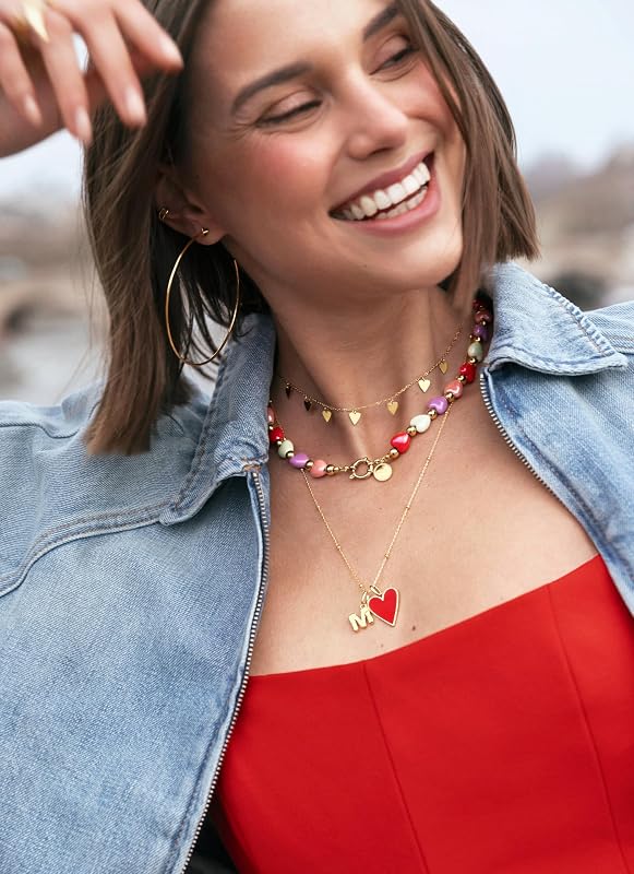 Colar feminino L'Amour à Paris em aço banhado a ouro