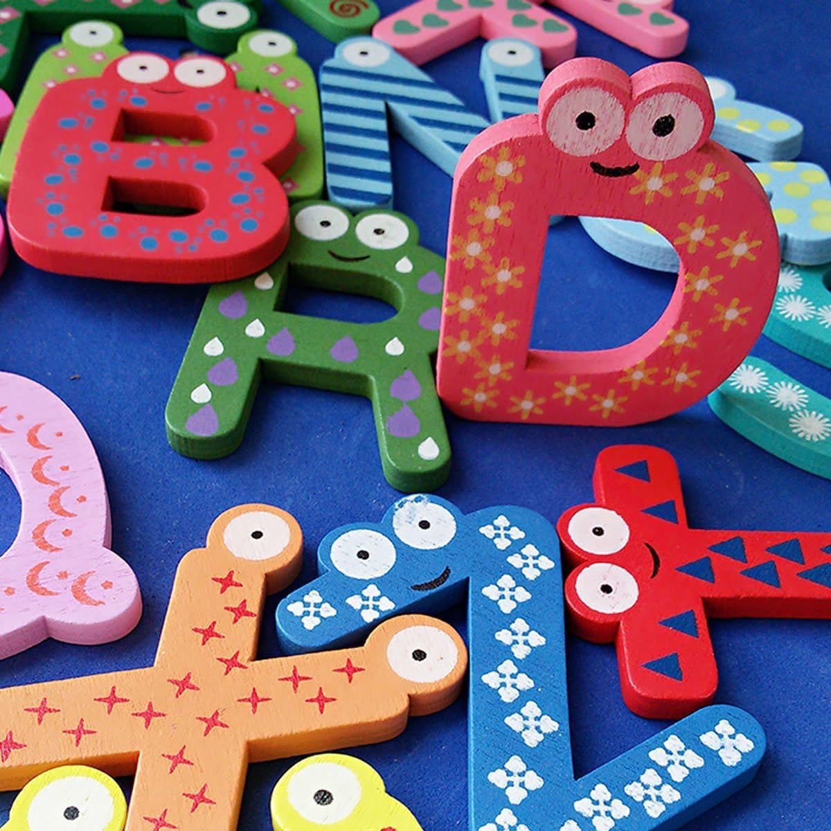 Amazon Zoooom 木製 アルファベット マグネット セット 可愛い 文字 英語 知育 教育 学校 子供 ジュニア カラー ランダム Zm Petaabc 英語 外国語 おもちゃ