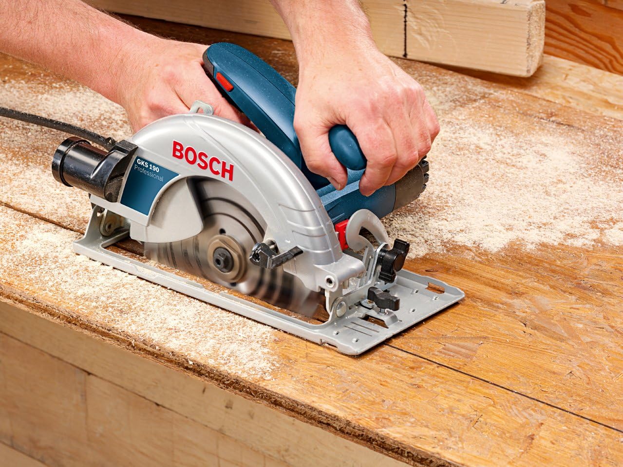 Bosch Professional Hand-Held Circular Saw GKS 190 (110 V, incl. circular saw blade, Parallel guide,Hex key WAF 5 ) - Image 5