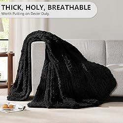 L'AGRATY Chunky Knit Blanket