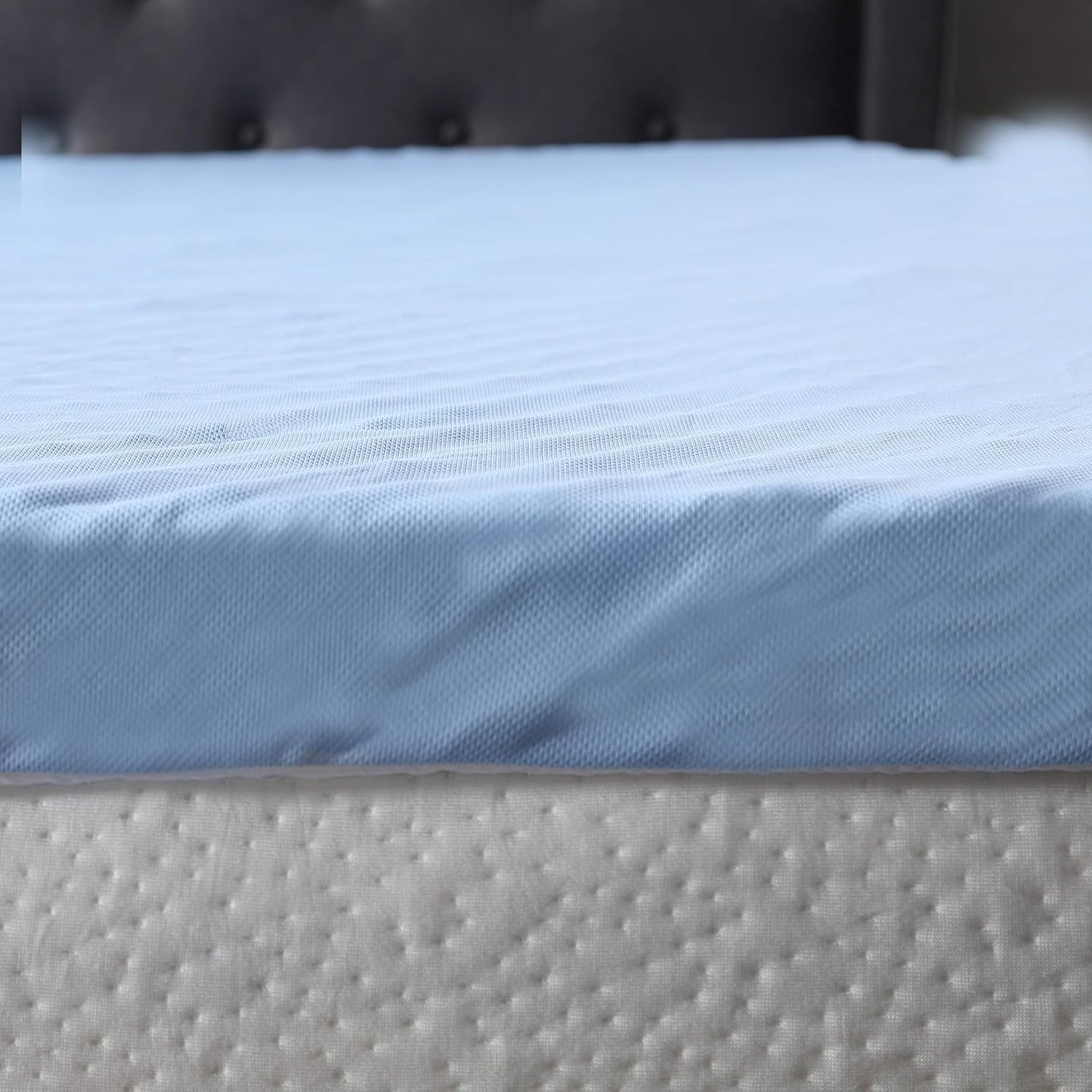 Classic Brands 3-Inch Cool Cloud Gel Memory Foam Mattress Topper With Free Cover, Queen: Home & Kitchen