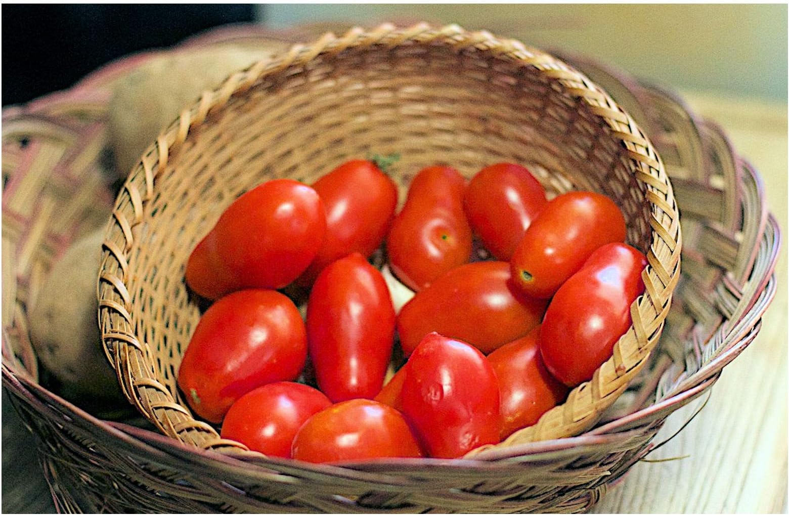 Roma Paste Heirloom Tomato 20 Seeds OP Non GMO Sauce Freezing -Fresh Gourmet Flavor Nearly seedless Super Productive