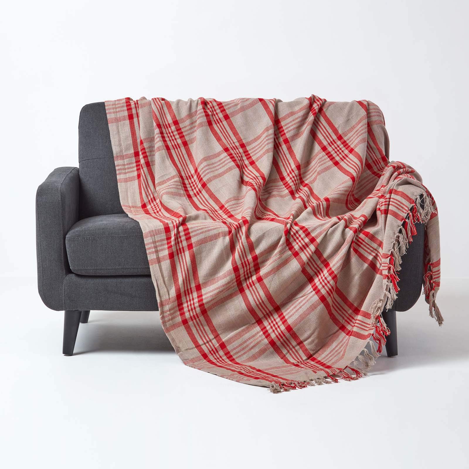 HOMESCAPES Large Grey & Red Tartan Throw 90 x 100 Inches or 228cm x 254cm, 100% Cotton Sofa throw for Most 3 Seater Settees and Sofas