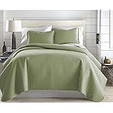 Southshore Fine Living, Inc. Oversized King Quilt Bedding Set, Pet Hair Resistant Bedding, Microfiber Lightweight Bedspread, California King Coverlet Set w/2 Pillow Shams, Sage Green Quilt