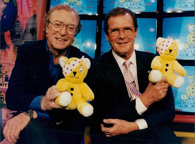 Fotomax Vintage Photo Of Children In Need Michael Caine And Roger Moore Amazon Co Uk Kitchen Home