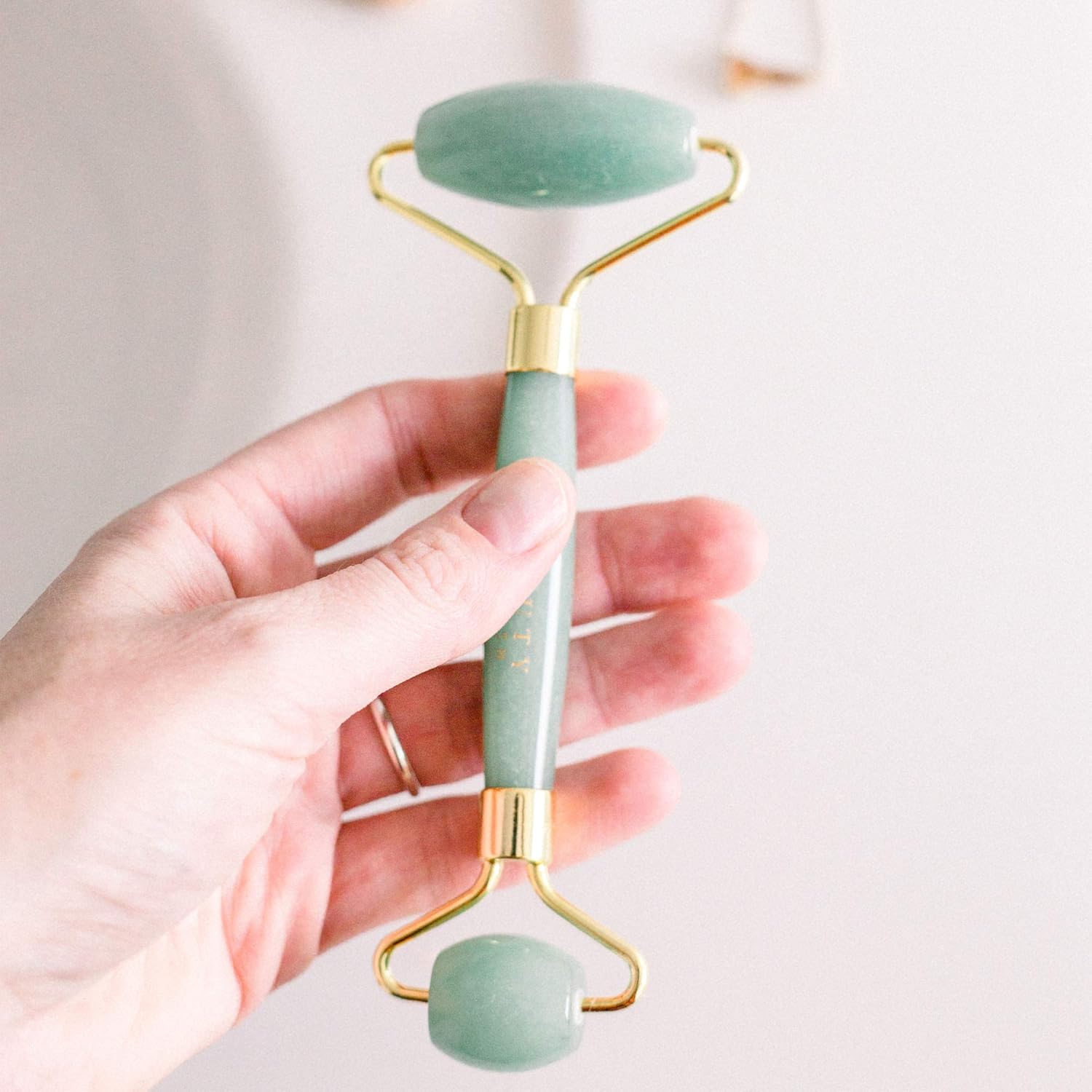 Jade Roller for Face - Face & Neck Massager for Skin Care, Facial Roller to Press Serums, Cream and Oil Into Skin, Lymphatic Drainage Massager Skin Care Tool, Eye Massager and Neck Roller (1 Pack): Beauty