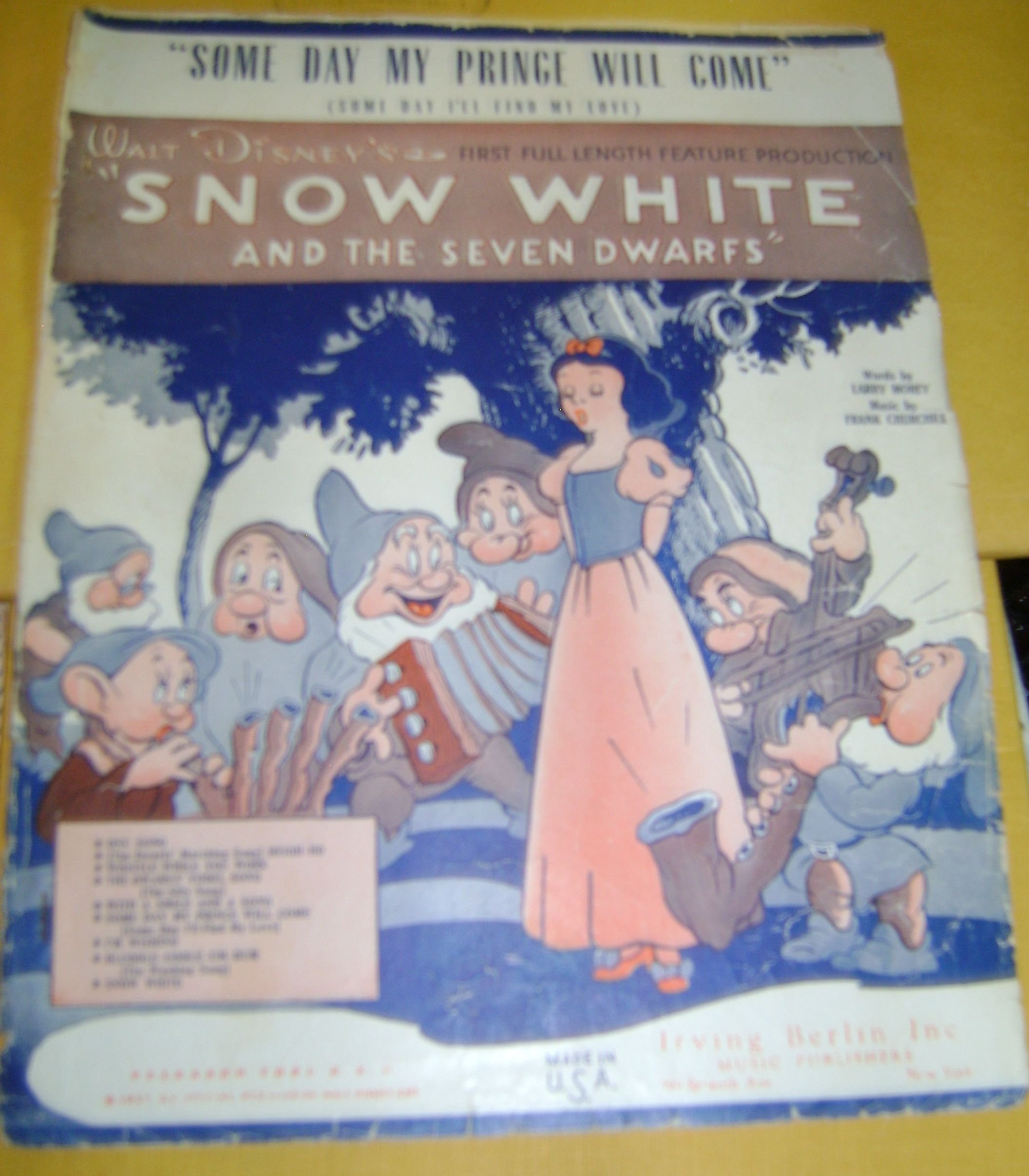 Some Day My Prince Will Come Some Day I Ll Find My Love From Walt Disney S Snow White And The Seven Dwarfs Larry Morey Frank Churchill Amazon Com Books