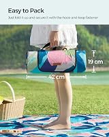 SONGMICS Picnic Blanket 300 x 200 cm Waterproof Foldable Fern GCM002Q03 view 7