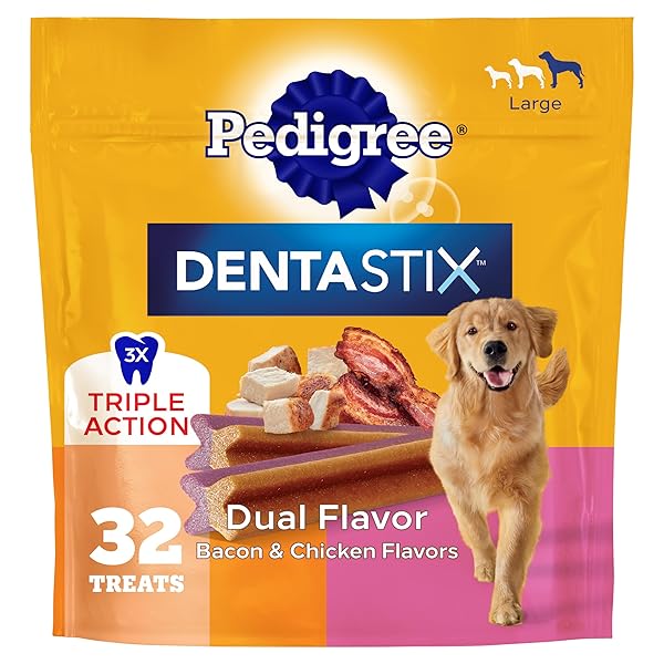 PEDIGREE DENTASTIX DOG DENTAL TREATS, DUAL FLAVOR LARGE BREED DOG TREATS, BACON & CHICKEN FLAVOR, 1.47 LB. BAG (32 TREATS TOTAL)