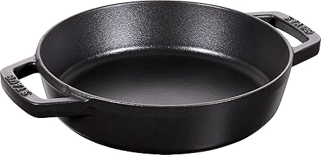 Staub Polvo 40511 – 659 – 0 – Sartén con Dos Asas, Hierro Fundido, Negro, 20 cm