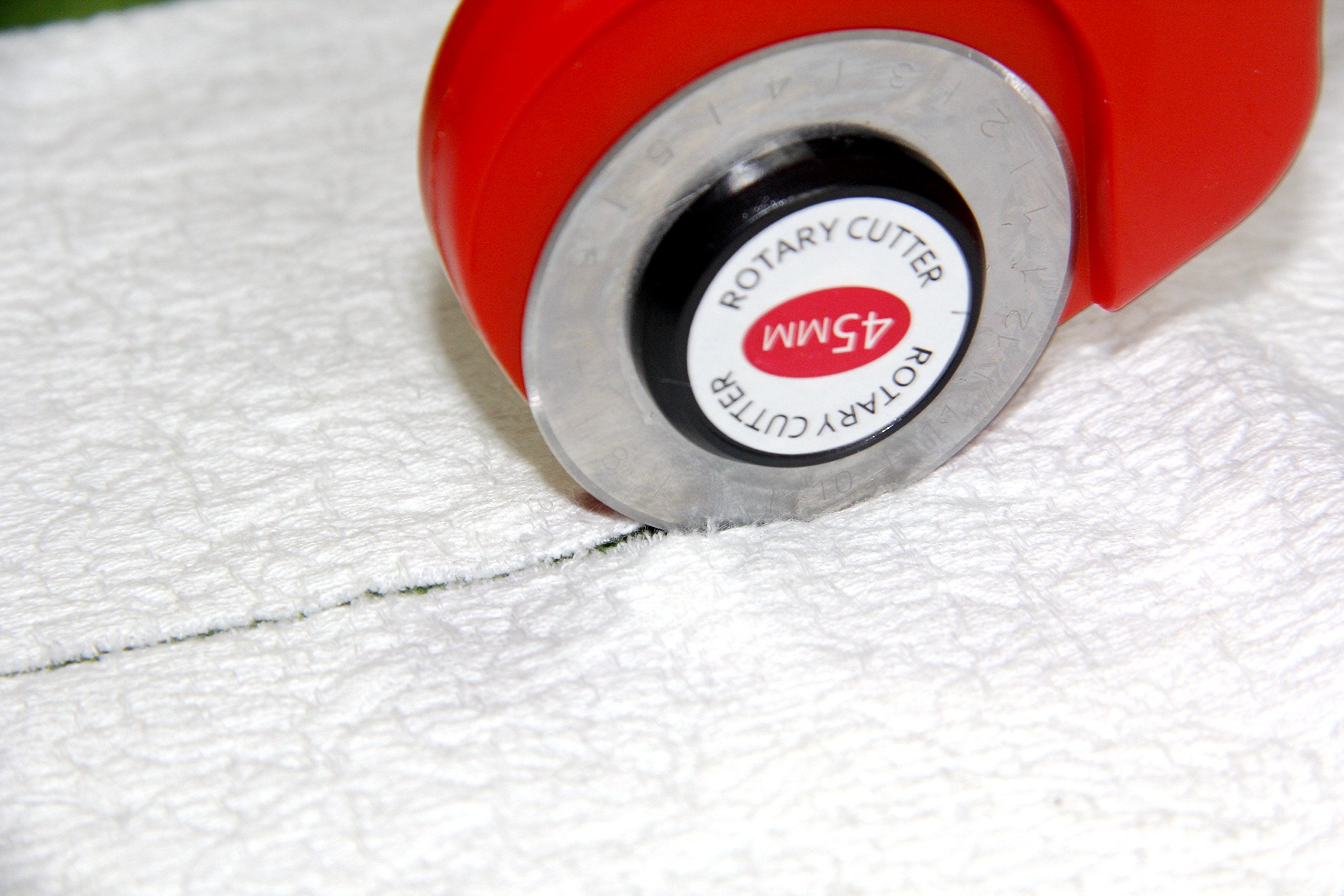 Yotruth Quilting Rotary cutter 45mm red