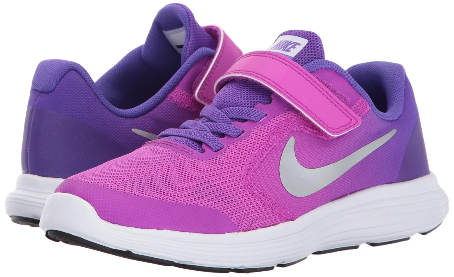 nike revolution 3 shoe for boys in 2 wide