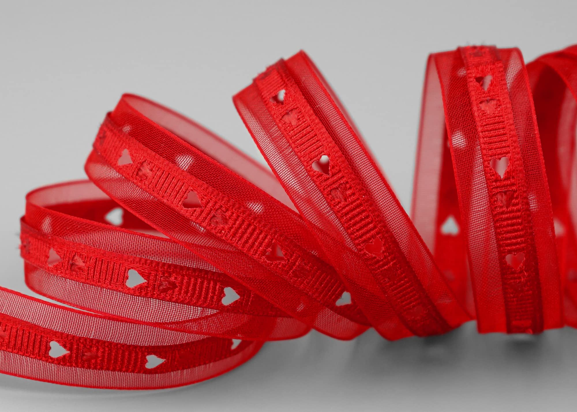 finemark 20 m x 15 mm Decorative Ribbon Hearts Die-Cut Red Combination of Organza and Satin Ribbons Easy Together Love Mother's Day Valentine's Day Wedding Ribbon Gift Ribbon Decoration Crafts