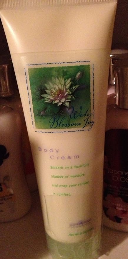 Amazon.com : Bath & Body Works Classics Soothing Water Blossom Ivy Lotion 8 oz : Beauty