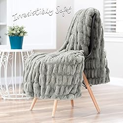 Chanasya Premium Ruched Faux Fur Throw Blanket