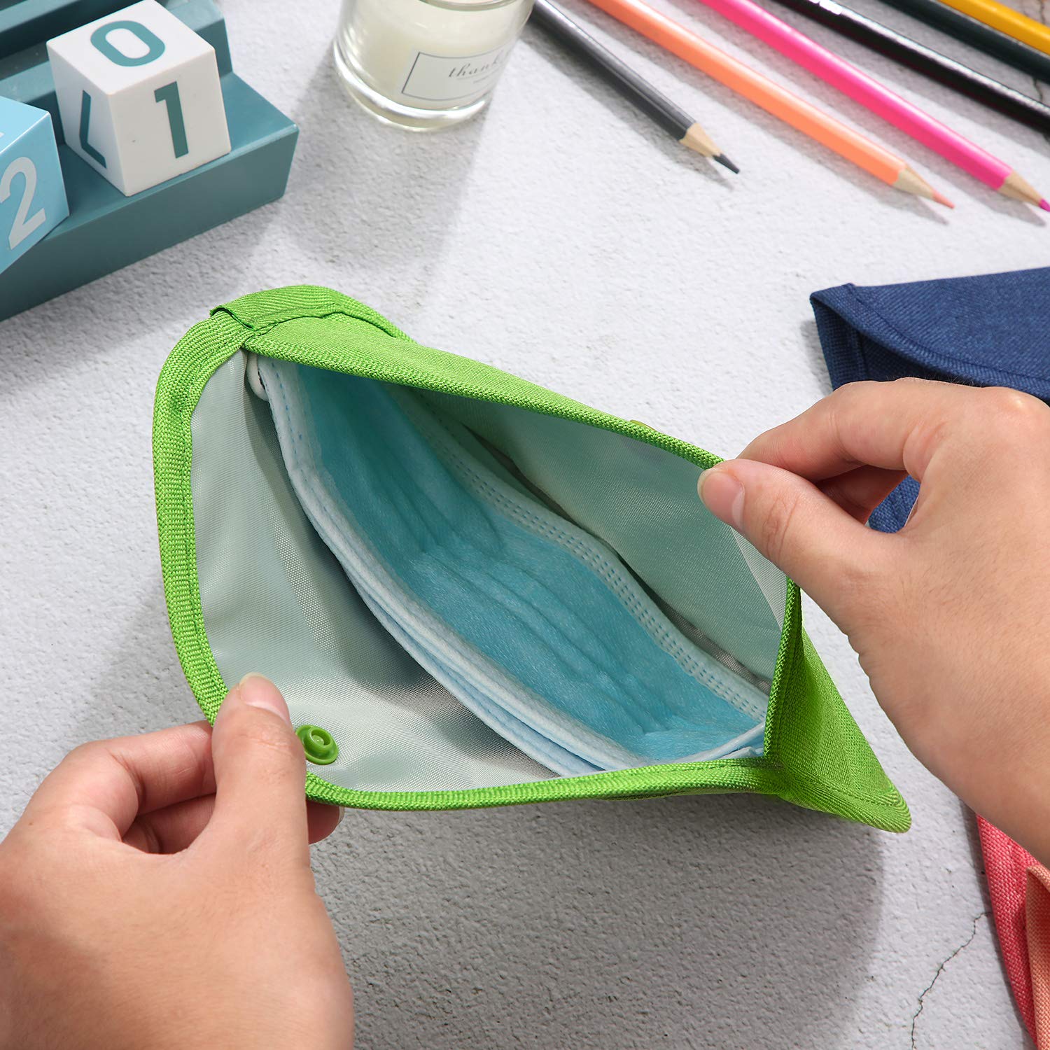 4 Pieces Portable Face Cover Storage Bags Cloth Face Cover Organizer Case Cosmetic Containers Face Covers Clips Pollution Prevention Bags (Navy Blue, Peachy Pink, Green and Pink)