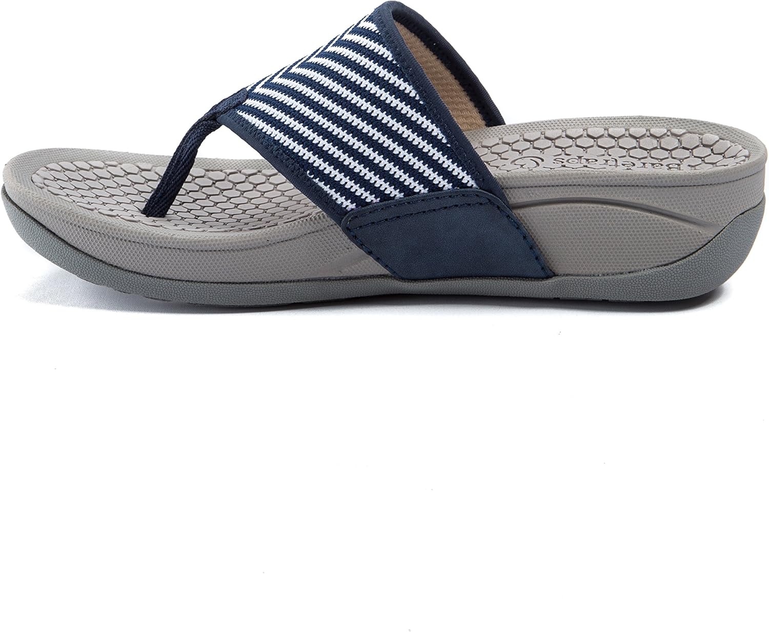 bare traps dasie wedge sandal