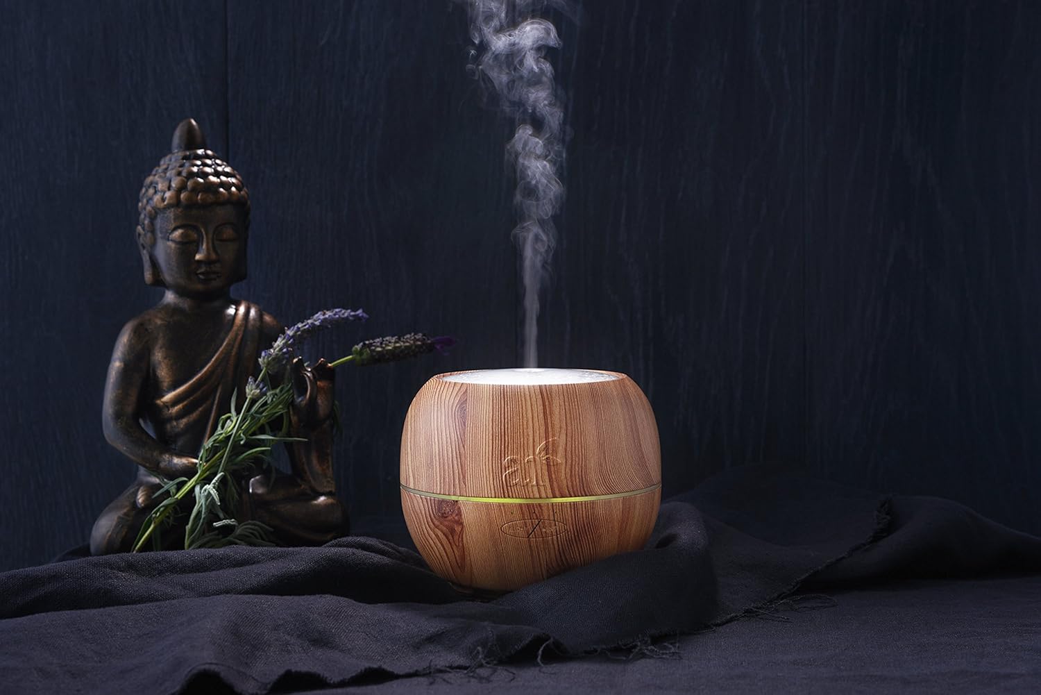 ArtNaturals Aromatherapy Essential Oil Diffuser -(5.0 Fl Oz / 150ml Tank) / Ultrasonic Cool Mist Aroma Humidifier - Image 5