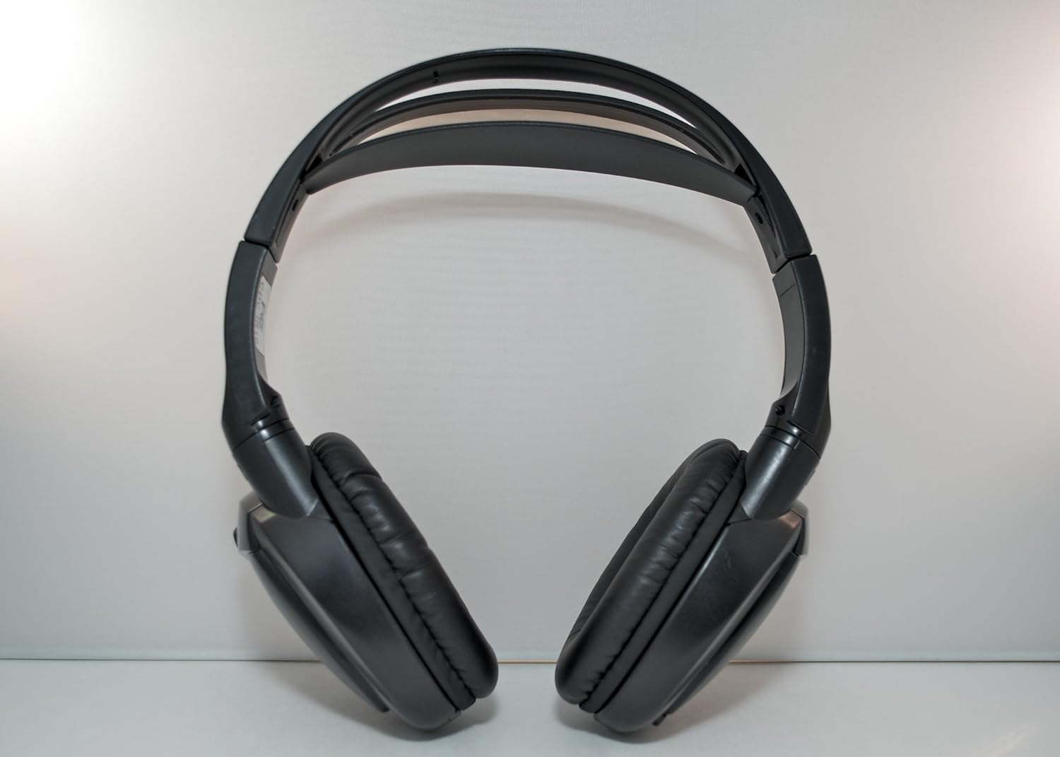 Amazon.com: Wireless DVD Headphones for Dodge Durango (Black, 1 Headset):  Car Electronics