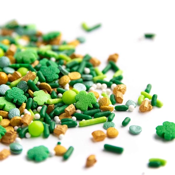 SWEETS INDEED ST PATRICKS DAY SPRINKLES – GREEN AND GOLD SHAMROCK CLOVER SPRINKLES FOR BAKING, CAKE DECORATING, CUPCAKES, COOKIES & DESSERTS – FESTIVE IRISH HOLIDAY SUGAR DECORATIONS – 4 OUNCES