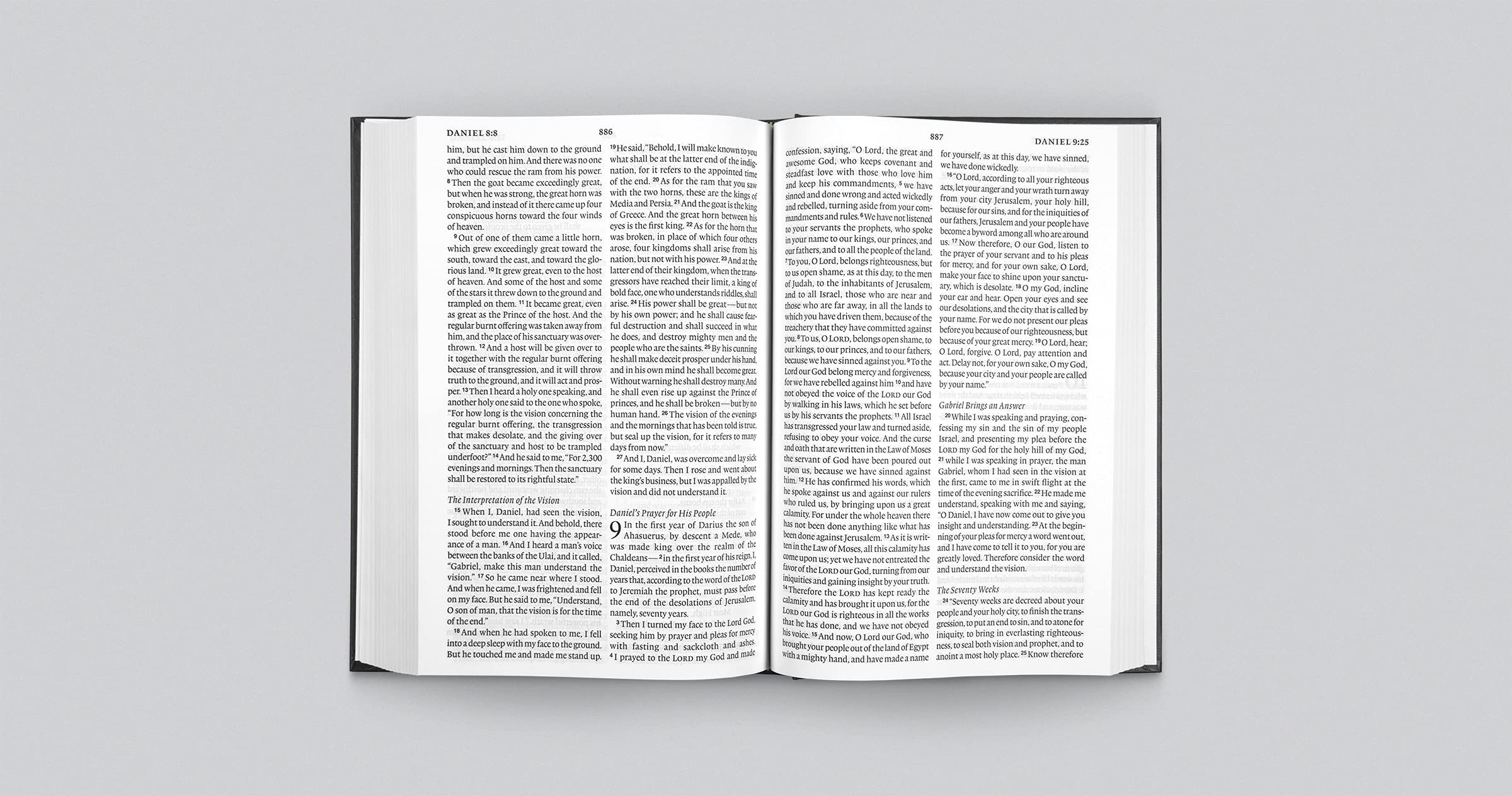 ESV Pew and Worship Bible, Large Print (Black)