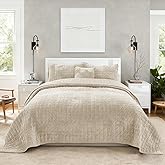 COCOPLOCEUS Quilt Set Oversized King Size 120x128 Luxurious Velvet Bedding Sets with 2 Pillow Shams 20x36 3 Pieces Ultra Soft Quilted Bedspread Coverlet Comforter for All Season,Beige