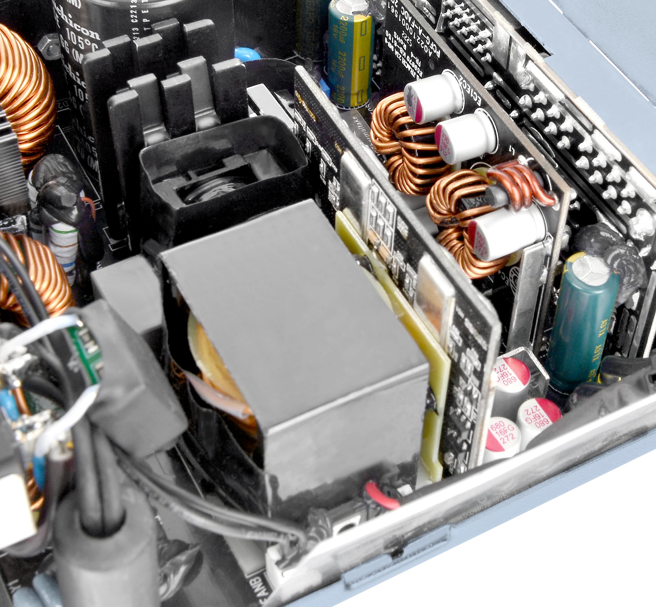 Thermaltake GF A3 1050W | PC-ATX-3.1-Netzteil | PCIe Gen 5.1 | 80-Plus-Gold | voll-modular | leiser 140 Lüfter | EU Zertifiziert | 25 Jahre Hydrangea Limited Edition 7