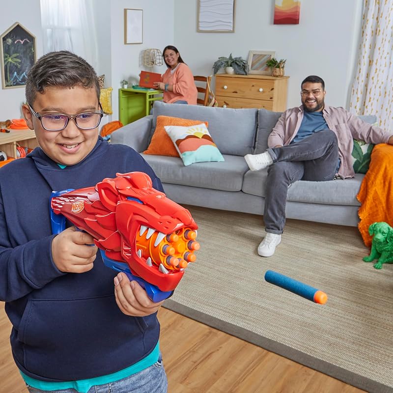 Junior Wild Lionfury, Easy Play Dart-Blaster, 16 Nerf Elite Darts als Munition, Nerf Blaster Löwen-Spielzeug, Outdoor Spielzeug für Jungen ab 6 Jahren