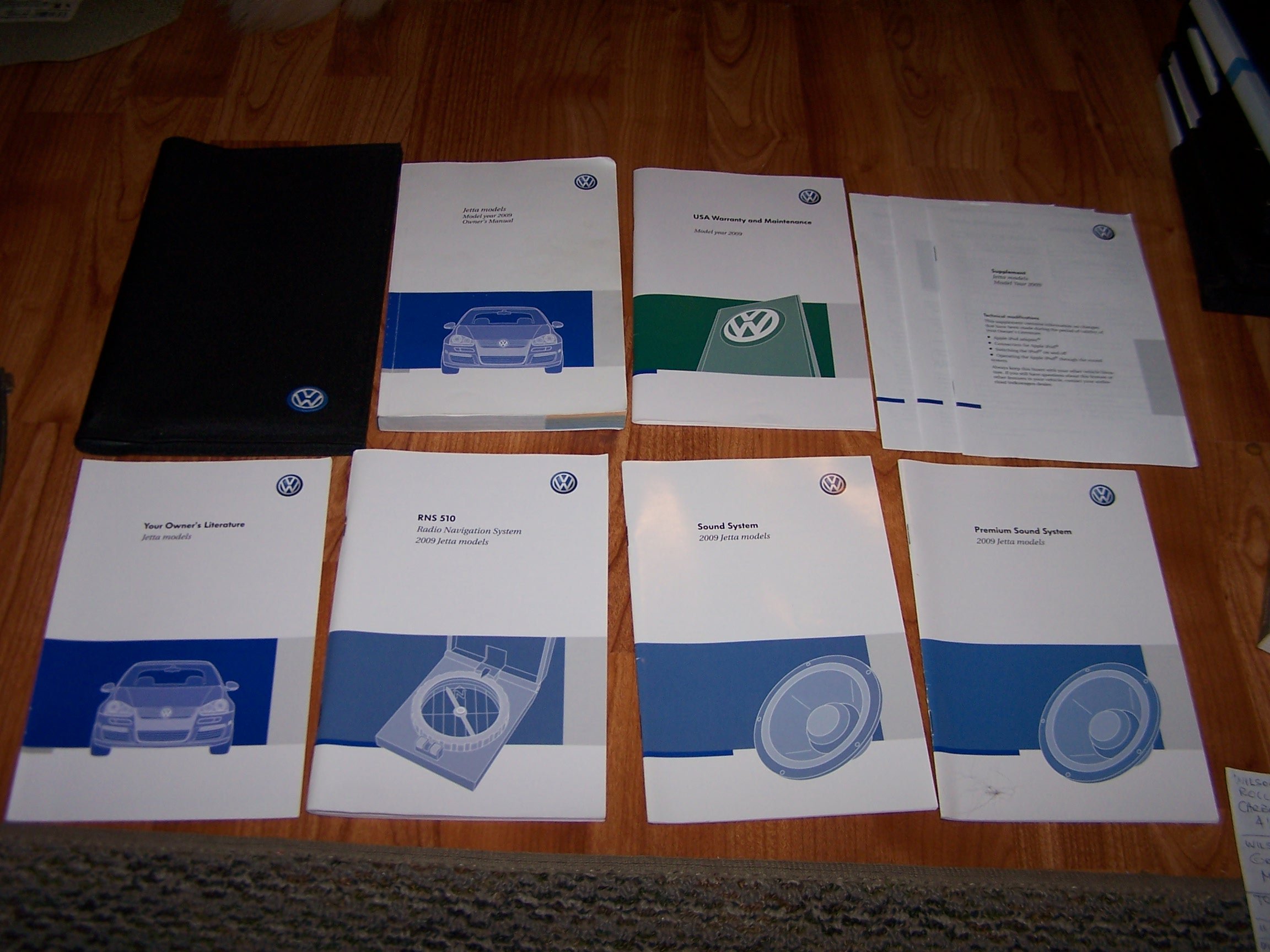 2009 Volkswagen Jetta Owners Manual Volkswagen Books