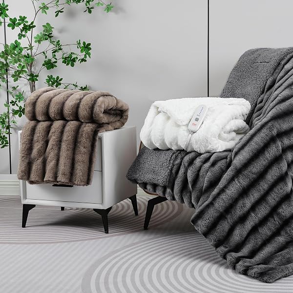 TIMICALDA HEATED BLANKET ELECTRIC THROW- 50″X60″ SOFT THICK FAUX FUR ELECTRIC BLANKET FOR SOFA WITH 5 HEAT LEVELS & 4 HOURS AUTO-OFF OVERHEAT PROTECTION, WARM COZY GIFTS, GREY